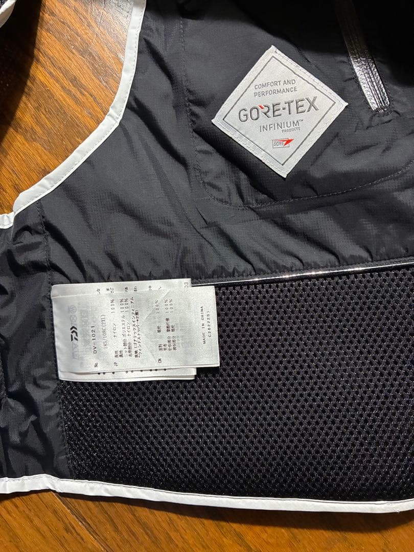 Daiwa GORE-TEX INFINIUM フィッシングベスト