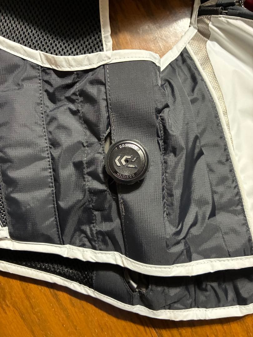 Daiwa GORE-TEX INFINIUM フィッシングベスト