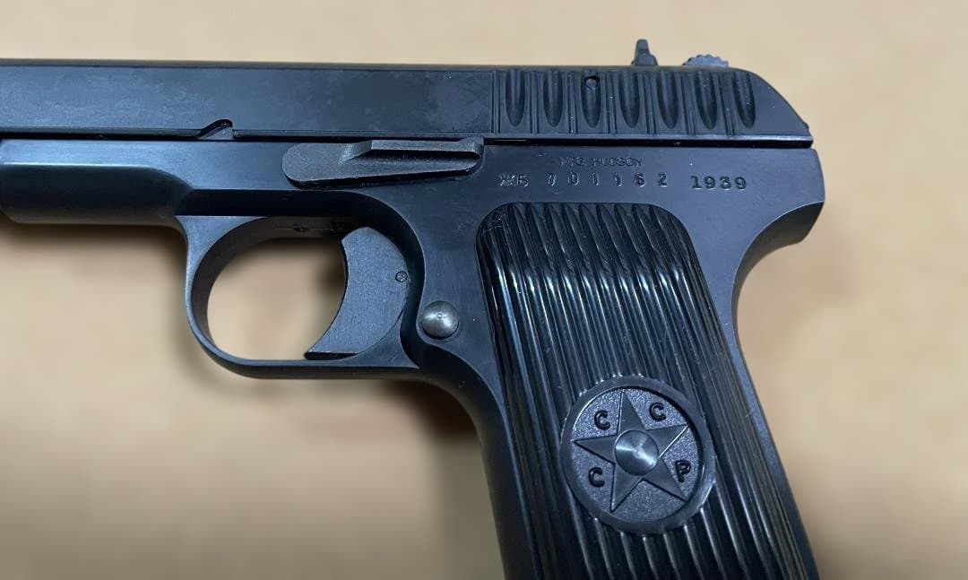トカレフ TOKAPEB TT-33 ブラックモデルガン ヘビーウェイト
