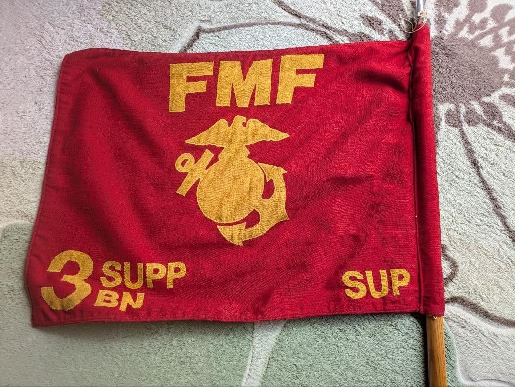 アメリカ海兵隊フラッグ　ポール付FMF 3 SUPP BN フラッグ 赤