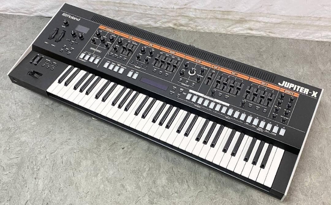 Roland JUPITER-X 61鍵シンセサイザー