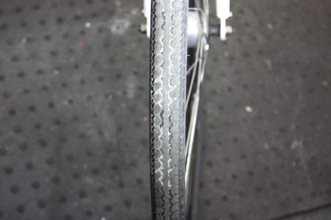 ルイガノマルチウェイ 27インチ7速 440mm LED仕様クロス 白