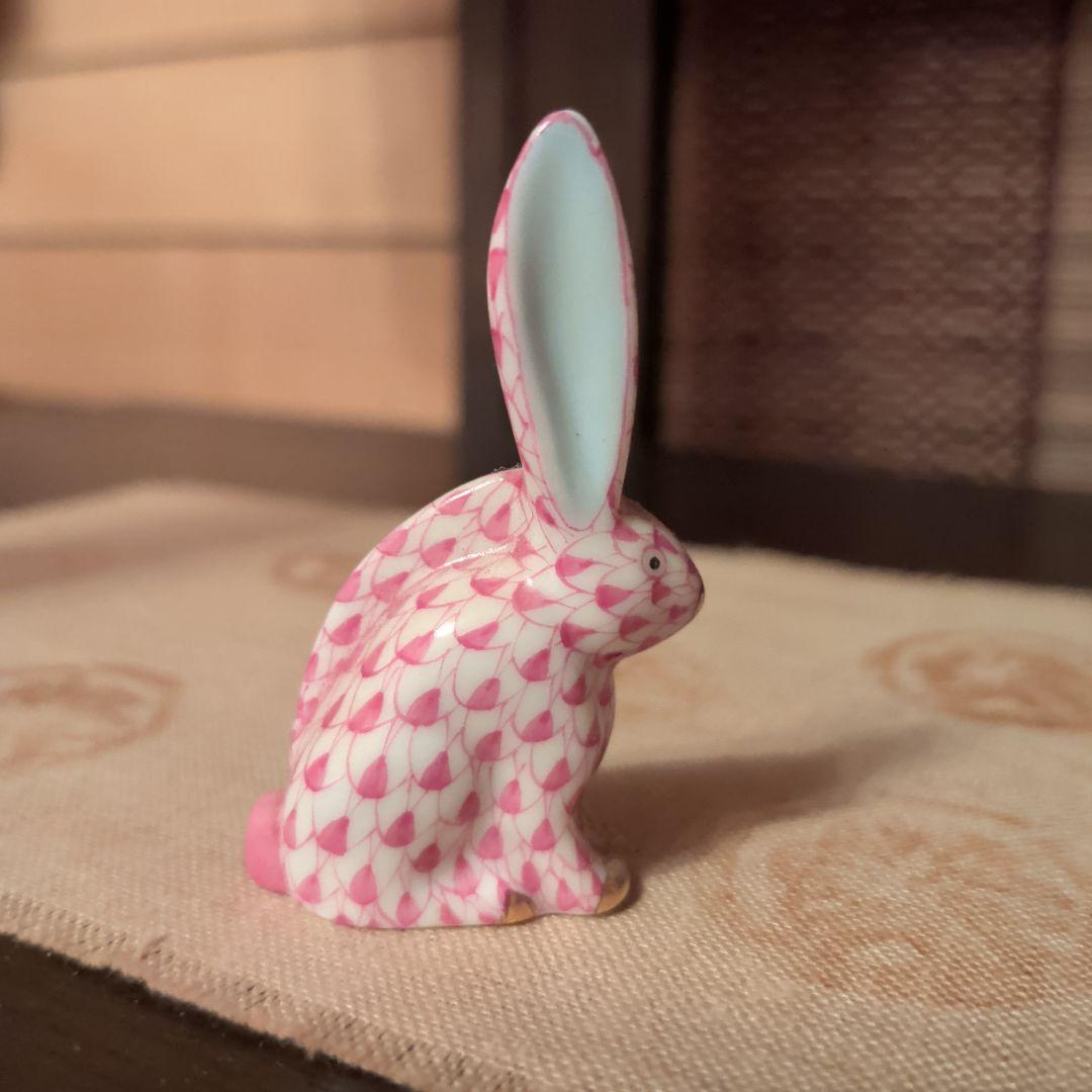 mihoです。 HEREND　うさぎ置物