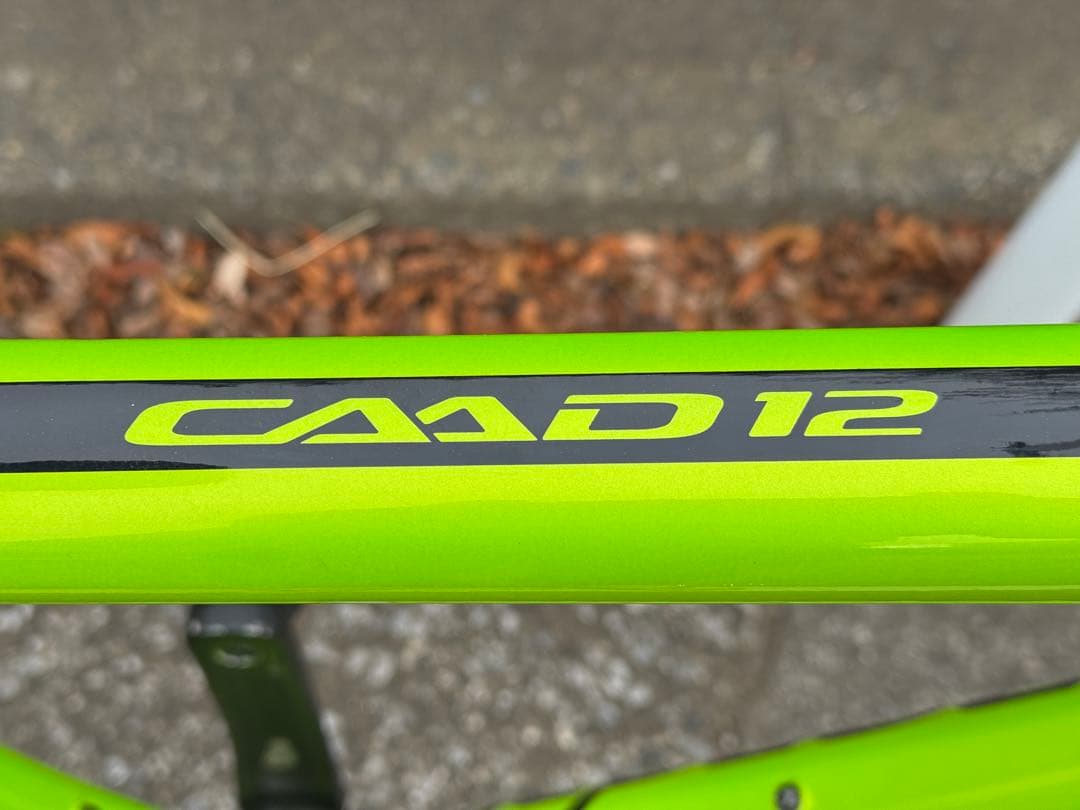 Cannondale CAAD 12 フラットバーロード