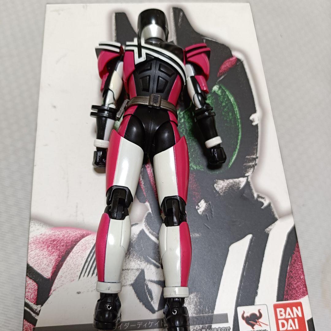 SHFiguarts真骨彫仮面ライダーディケイド