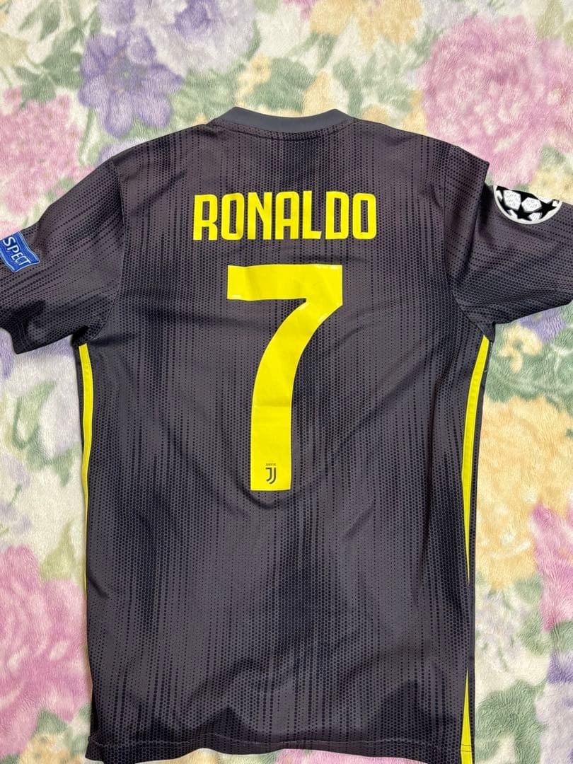 Juventus Ronaldo 7 シャツ UEFA仕様