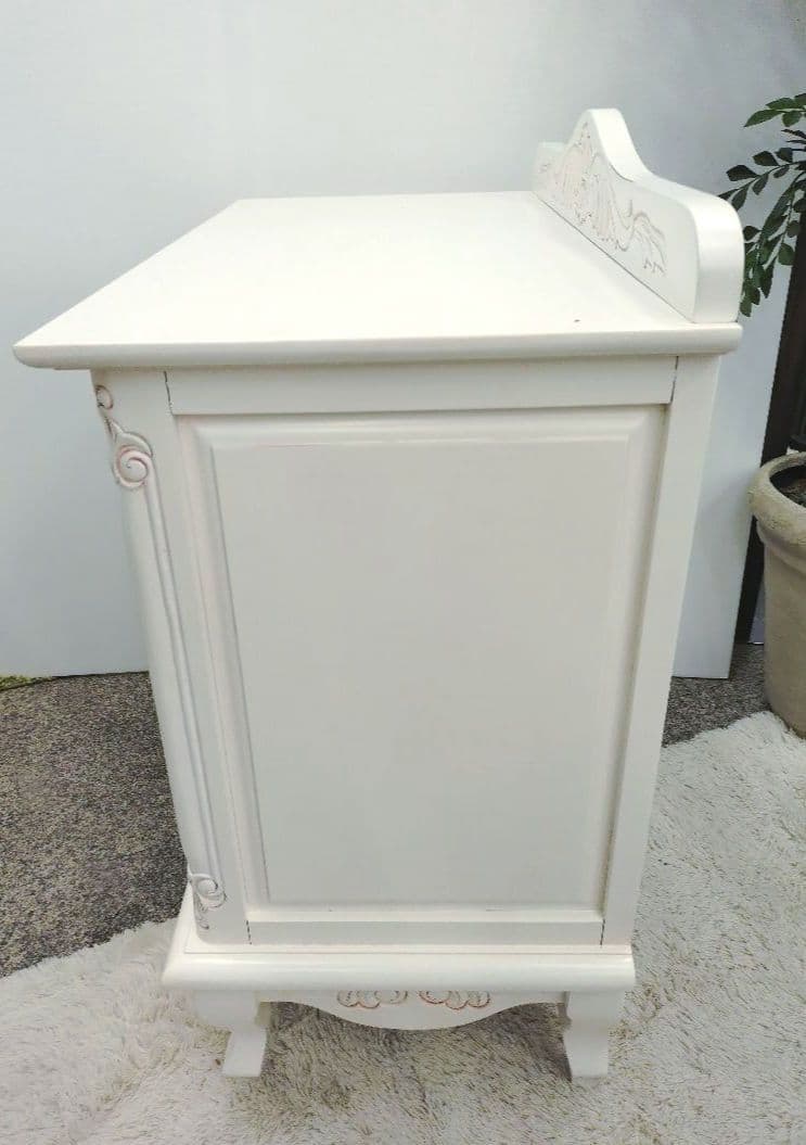 新品未使用 マホガニー アンティーク調 キャビネット 75cm