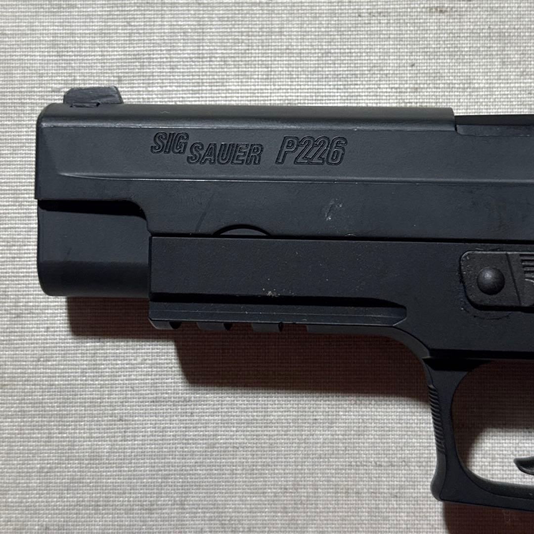 TOKYOマルイ シグ ザウエル P226 E2 ガスガン サバゲー