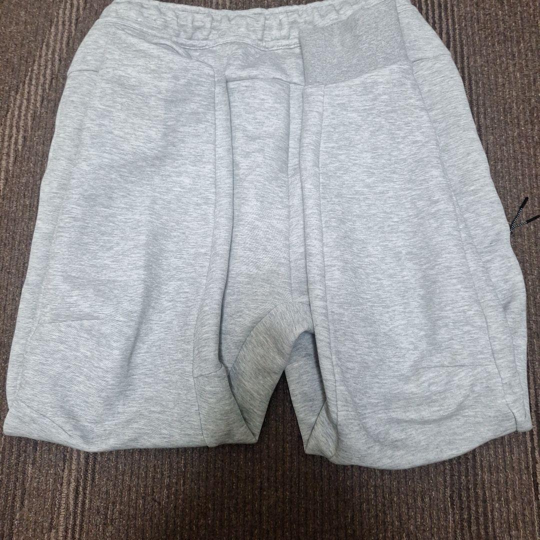 ナイキ テックフリース L