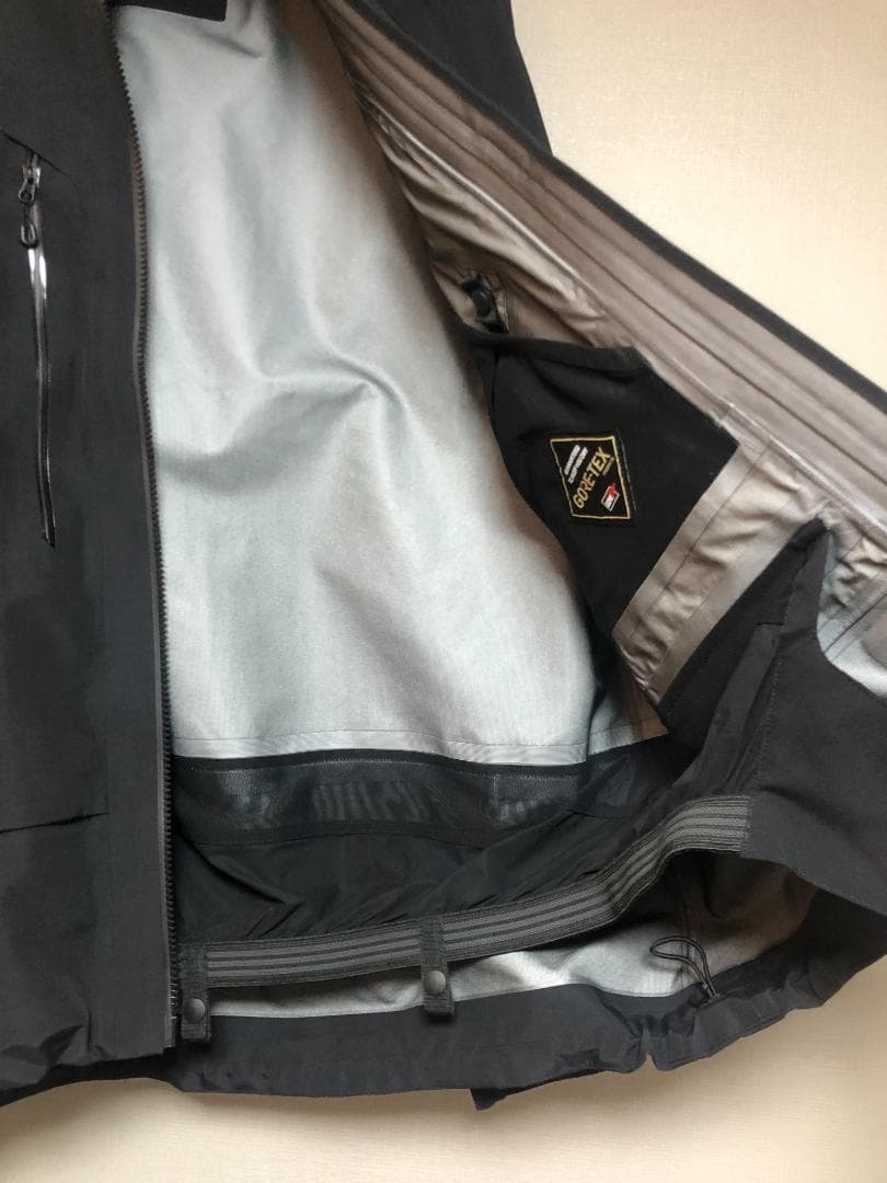 未使用 Goldwin ゴアテック 3Lジャケット XL ブラック 黒