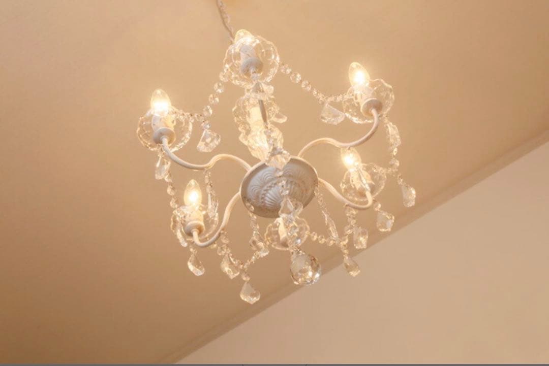 Tiara chandelier ホワイト 5灯　シャンデリア