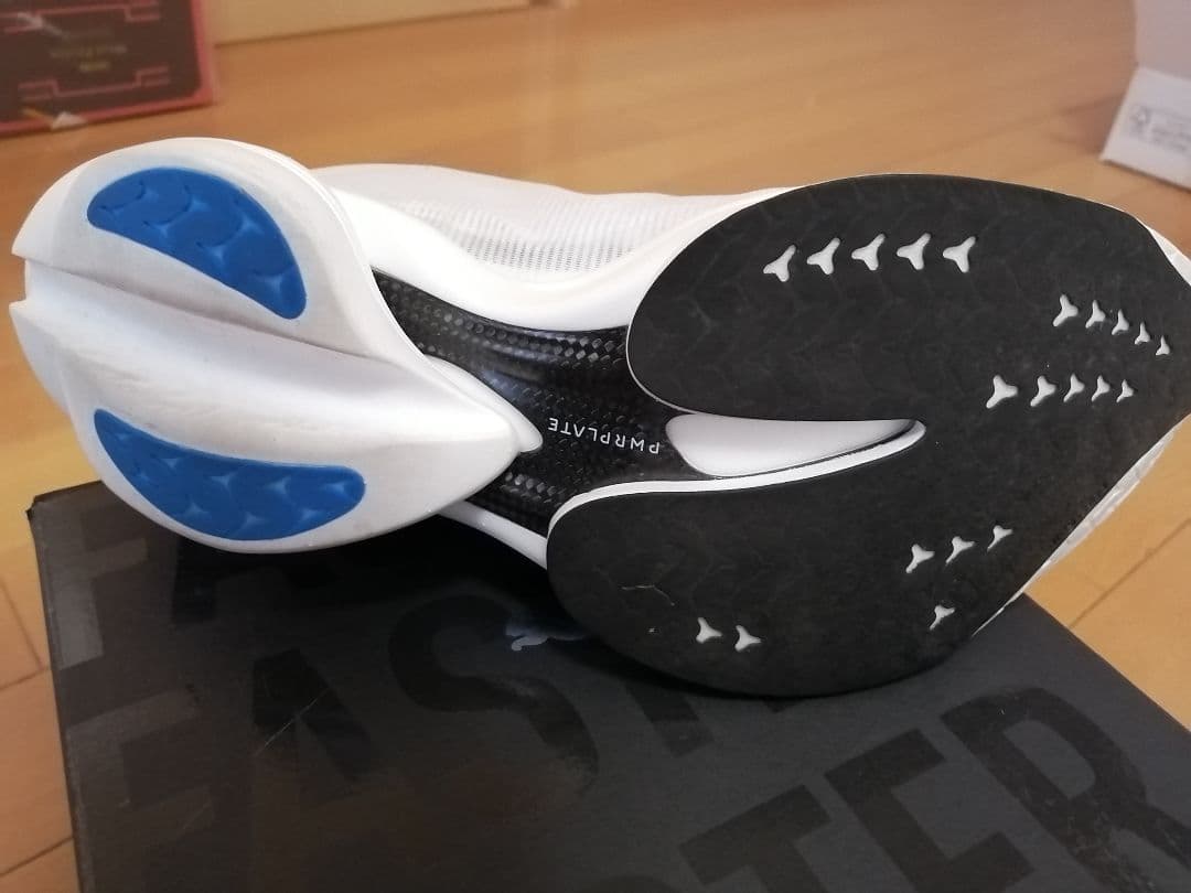 じ*ん様 PUMA FAST-R ニトロ エリート 3 EKIDEN25.5cm