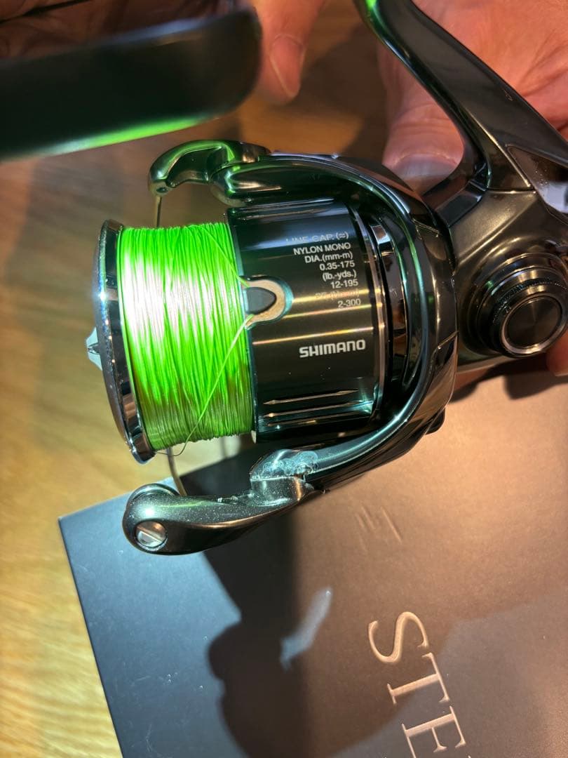 シマノ ステラ スピニングリール 黒