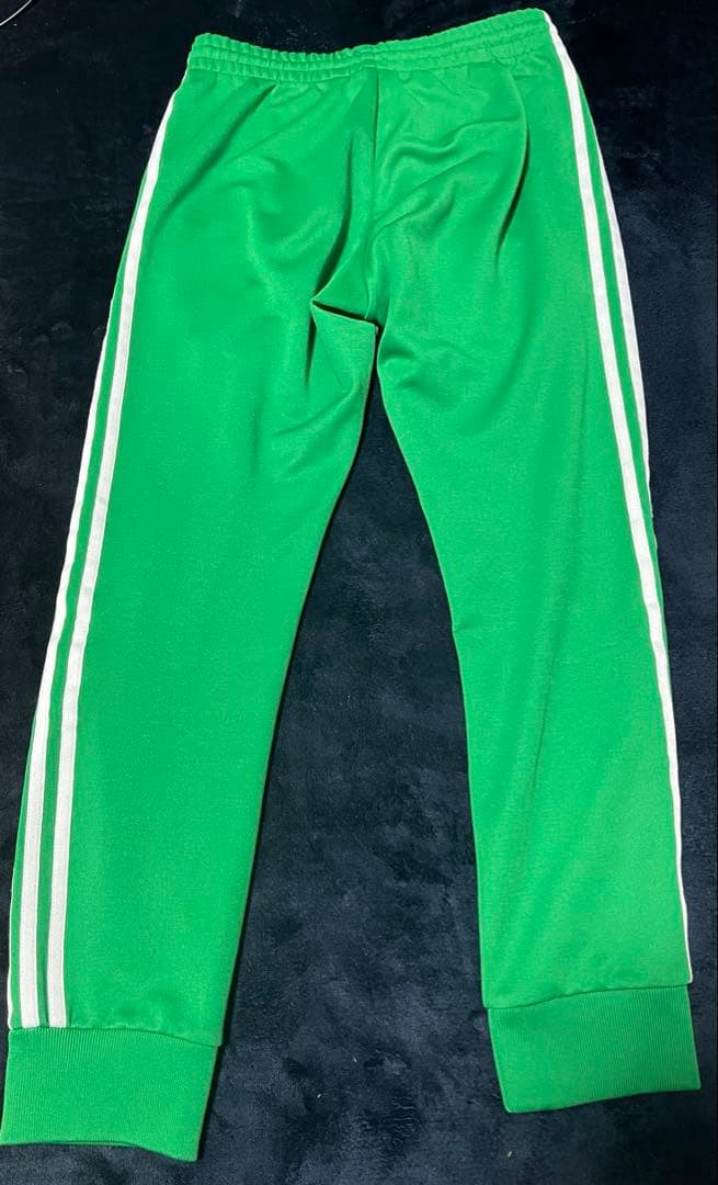 adidas Originals SST トラックパンツ グリーン CW1278