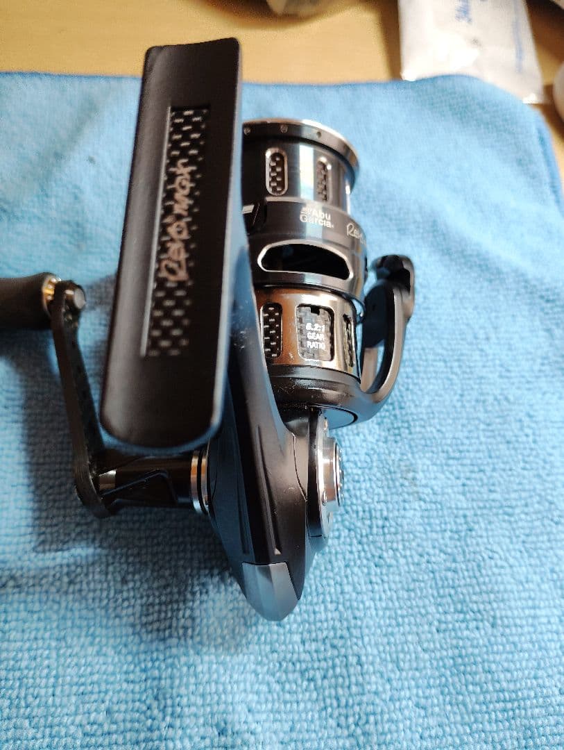 リール Abu Garcia REVO MGX 2500SH