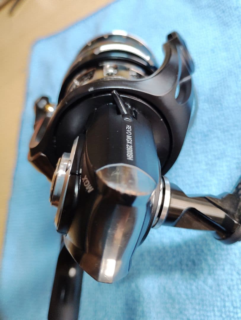 リール Abu Garcia REVO MGX 2500SH