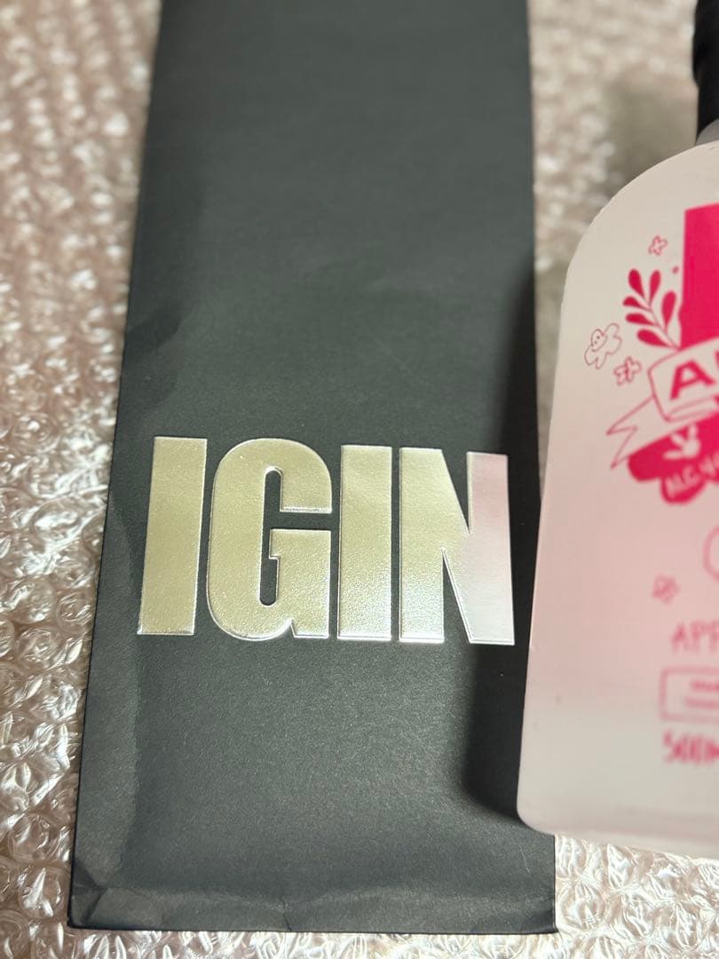 BTS JIN ジン アイギン IGIN PINKBottle ピンク 限定