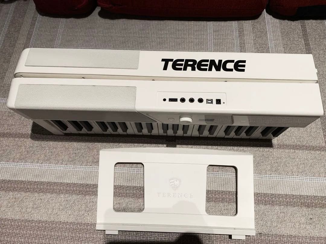 TERENCE・V50 折り畳み電子ピアノ 88鍵 充電式 MIDI 付属品あり