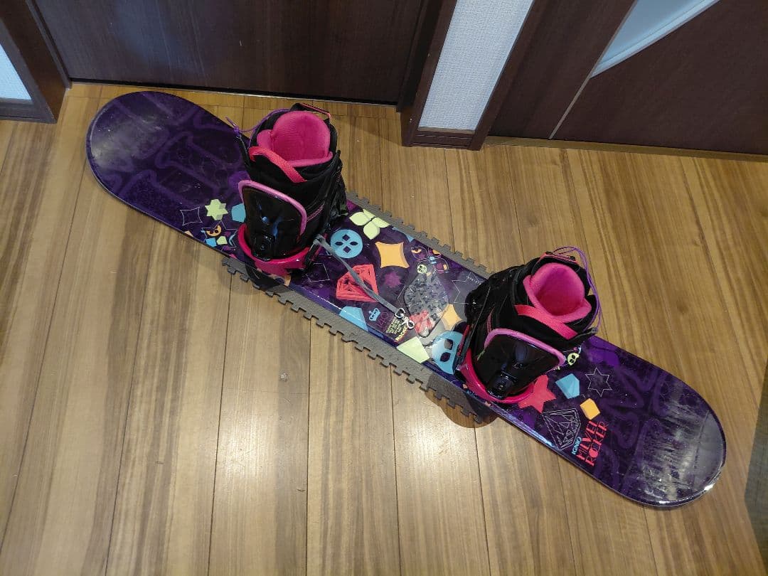 良品 IGNIO MILVEL 140 レディース スノーボードフルセット❤
