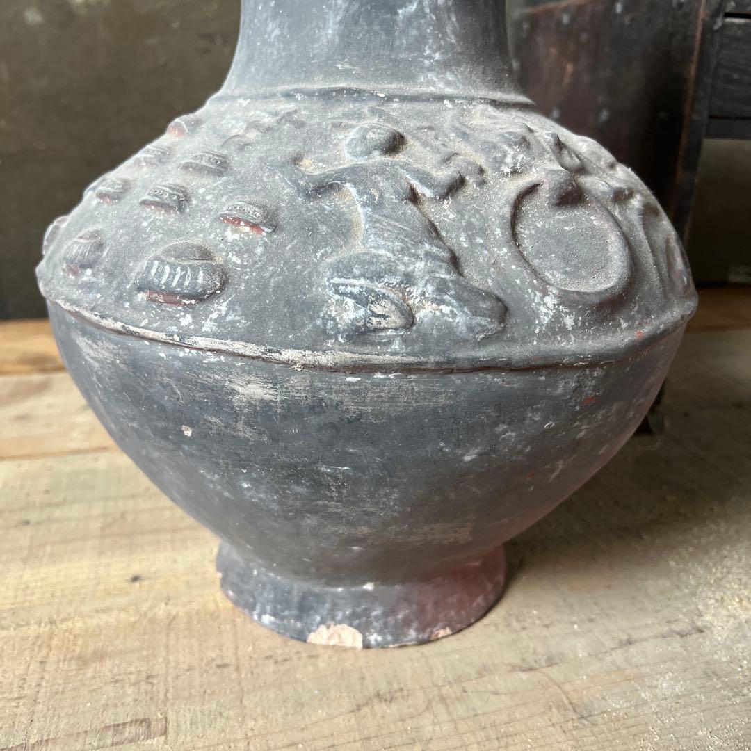 実家整理 土器のような壺