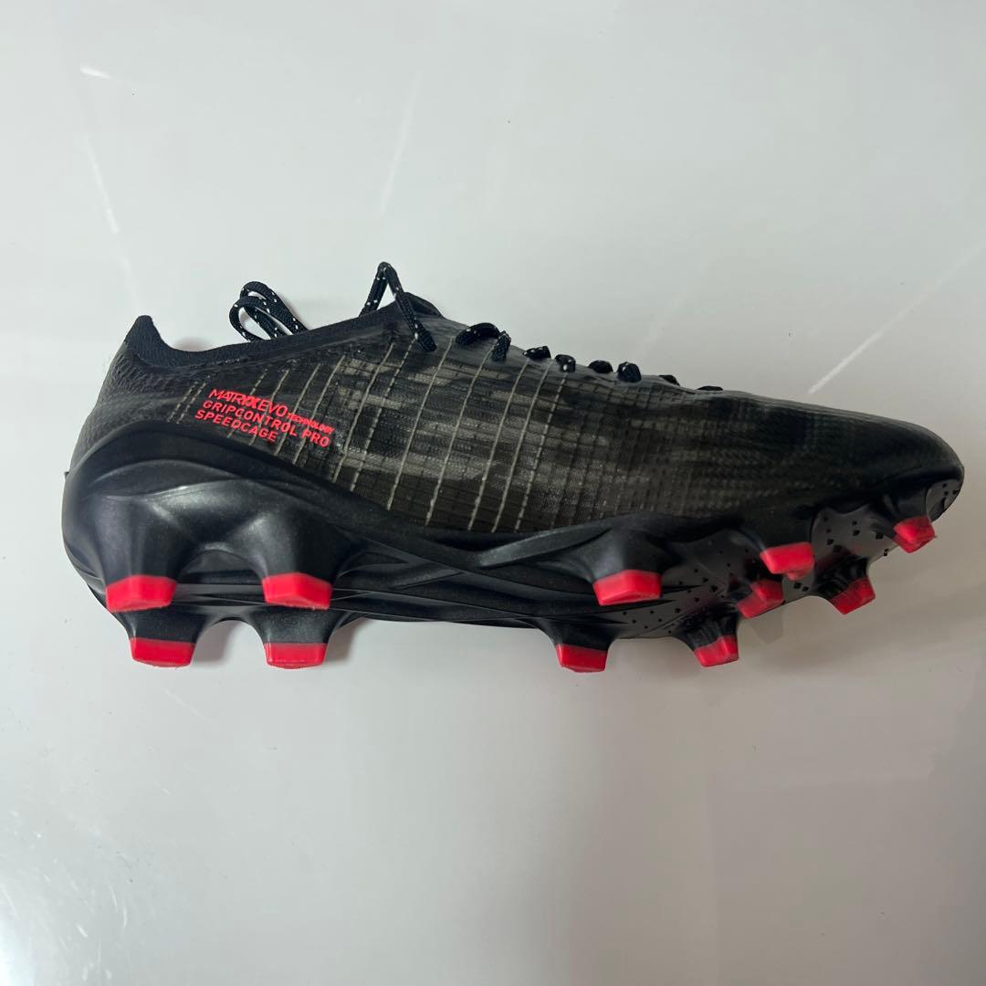 プーマ ウルトラ 1.3 FG/AG (ロングパイル)(ブラック×レッド)