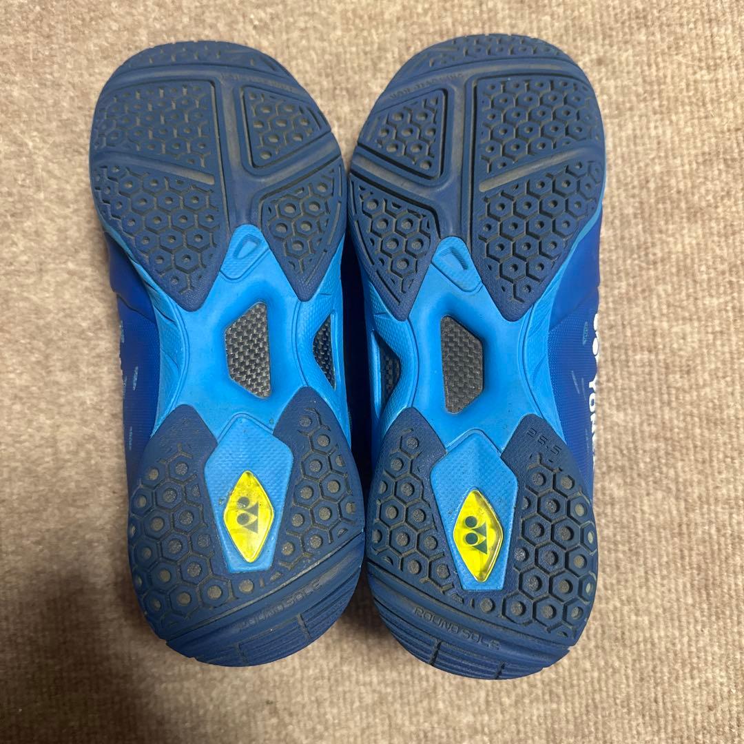 YONEX パワークッションインフィニティ バドミントンシューズ
