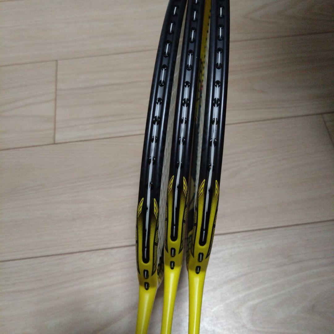 バドミントン　リンダンモデル 3本セット イエロー/ブラック