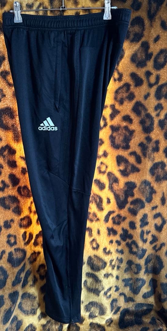 adidas 黒　上下セットO size 長袖　football Futsal