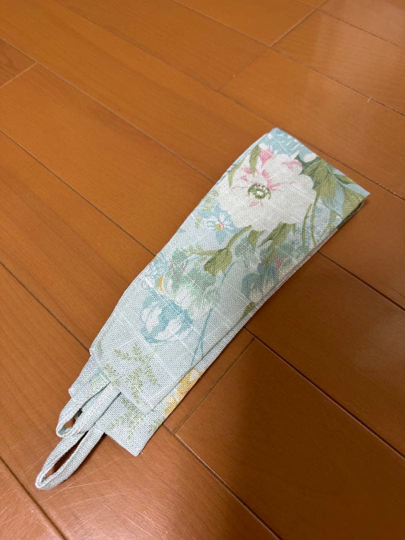 カーテン　ハンドメイド　ローラアシュレイ生地　綿麻