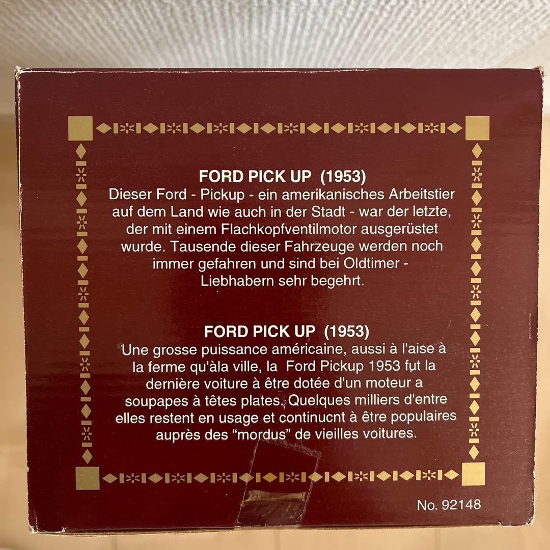 Ford Pickup (1953) 1:18 ダイキャストメタル　ミニカー