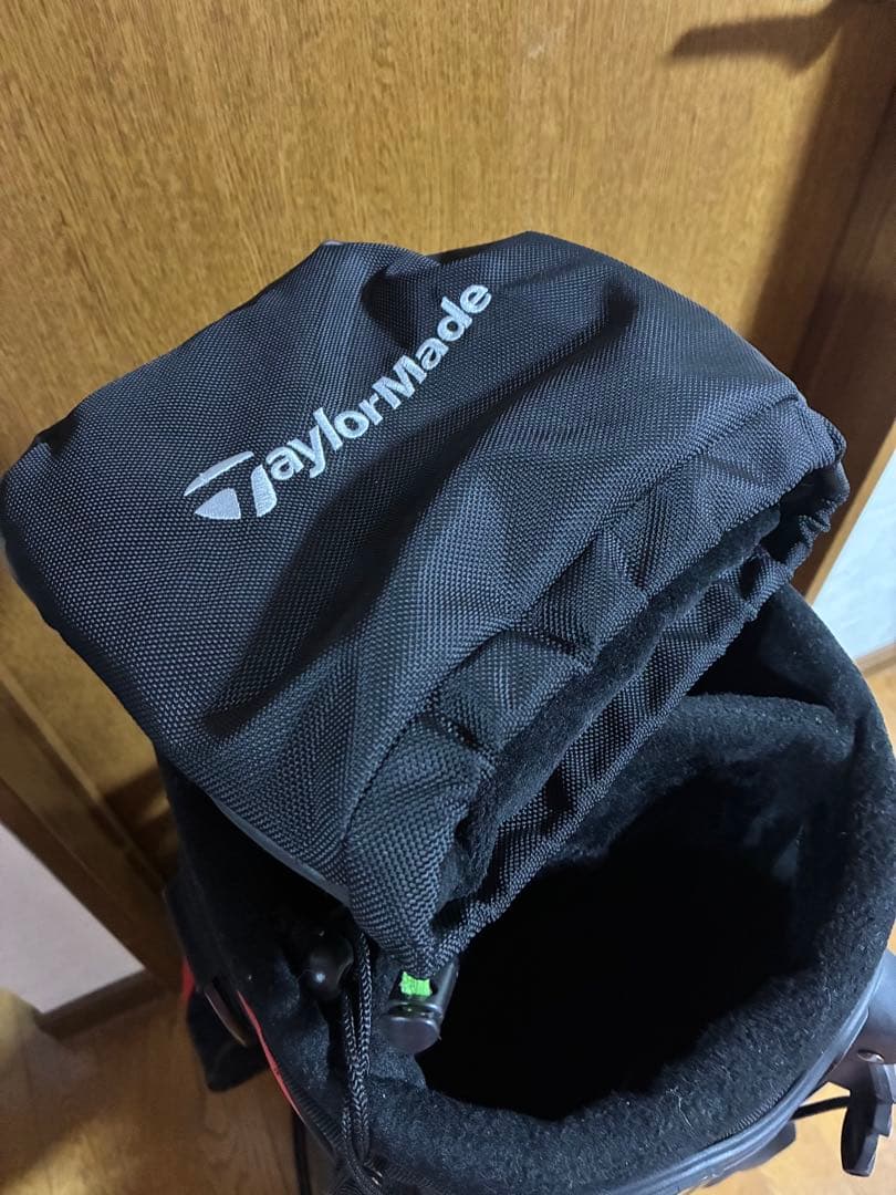 TaylorMade Stealth キャディバッグ 赤黒
