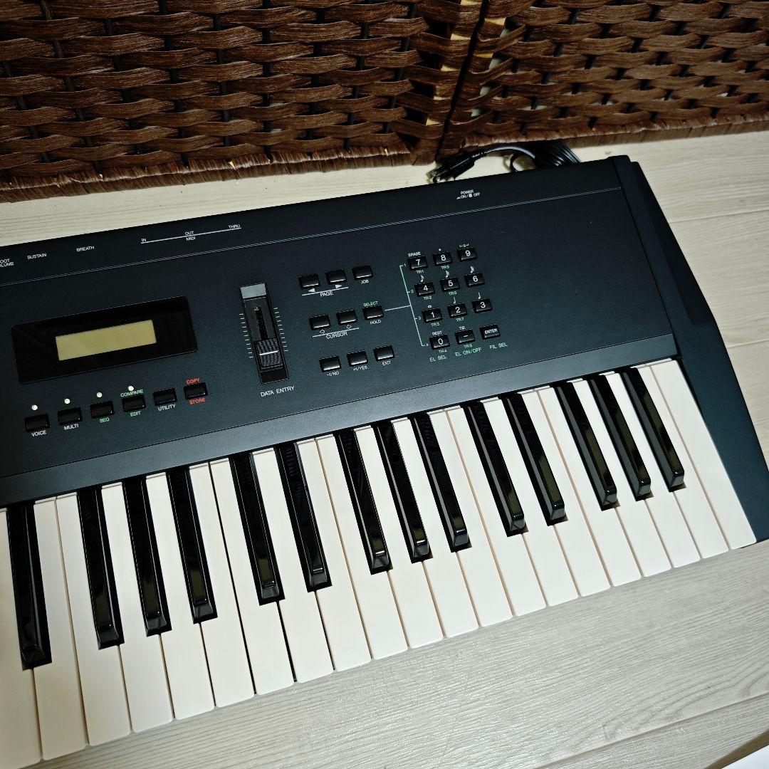 【美品】YAMAHA ヤマハ シンセサイザー SY55 61鍵盤