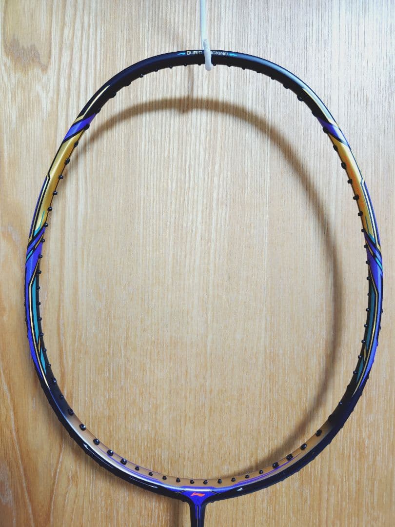 リーニン　バドミントンラケット　Aeronaut 9000i