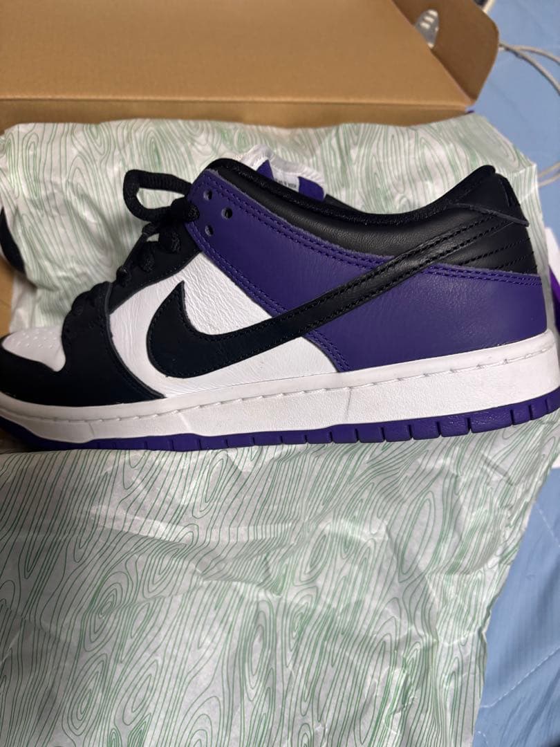 Nike SB Dunk Low Pro ブラック/ホワイト/パープル