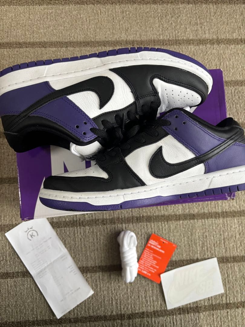 Nike SB Dunk Low Pro ブラック/ホワイト/パープル