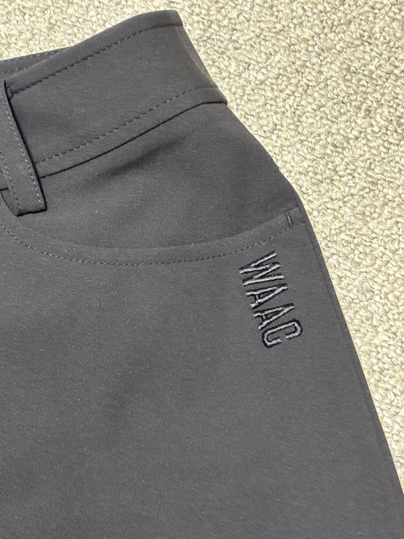 WAAC ブラック ショートパンツ 新品タグ付き