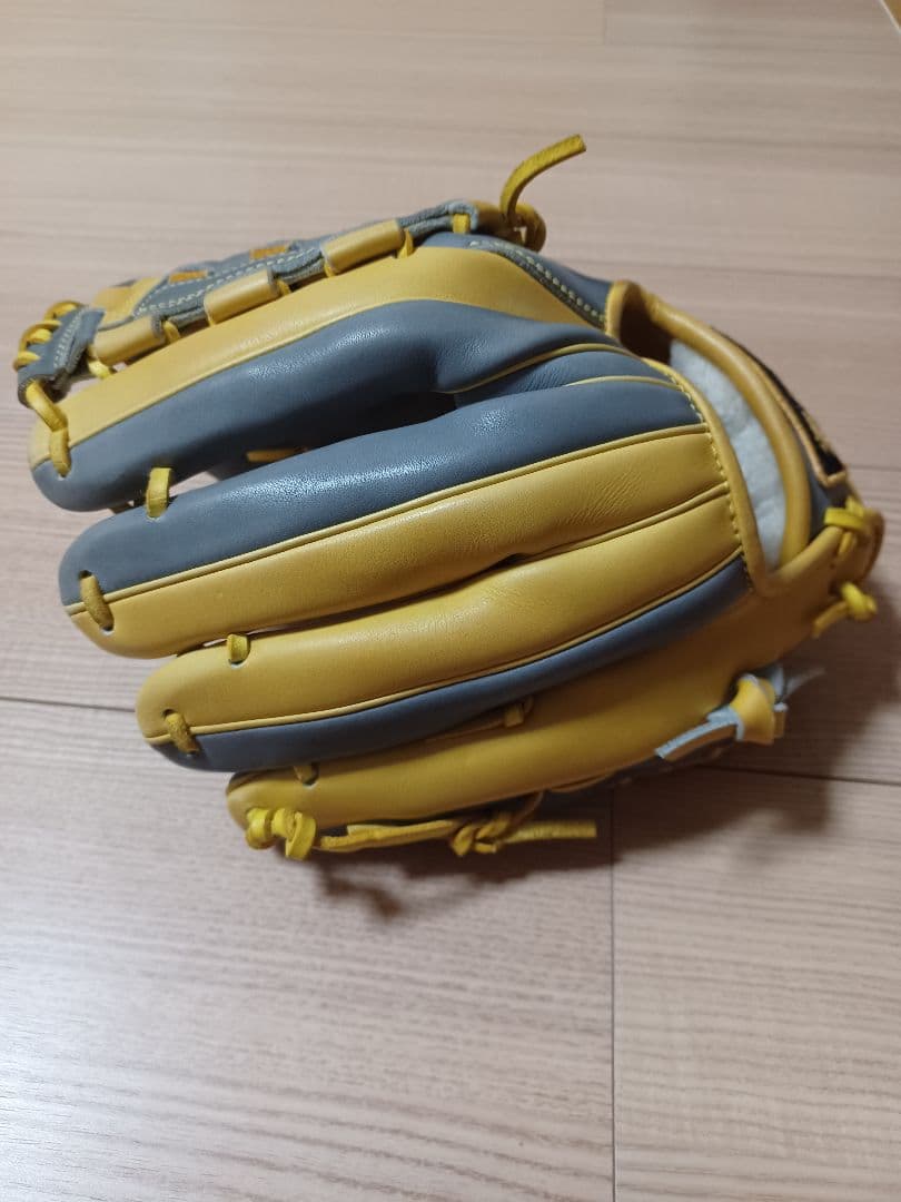 【最終値下げ】ZETT　プロステイタス　軟式　オーダー　グローブ　内野手用
