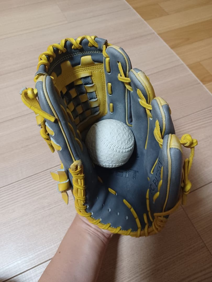 【最終値下げ】ZETT　プロステイタス　軟式　オーダー　グローブ　内野手用
