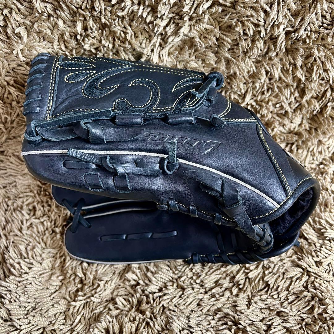 Mizuno セレクト9 黒 レザーグローブ 菅野智之モデル　左利き用