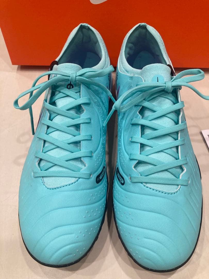NIKE レジェンド10PRO TF 27.0cm