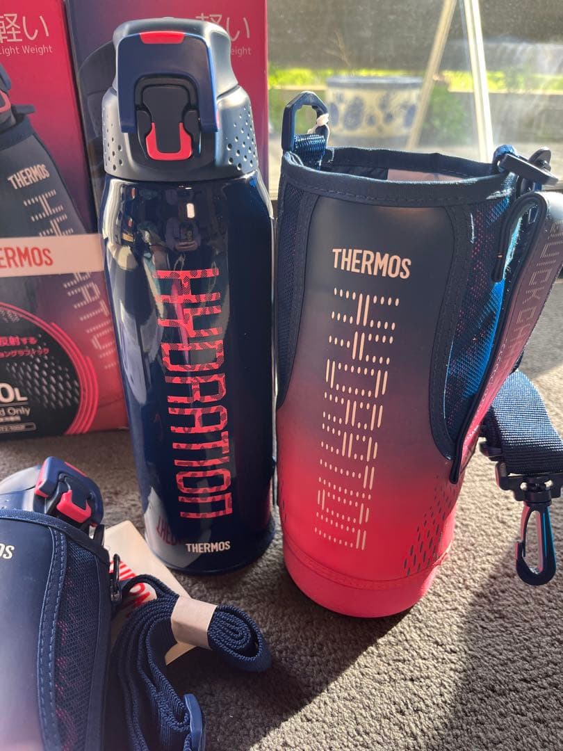 THERMOS 1.0L 冷専用水筒 グラデーションピンク　新品2本　同色