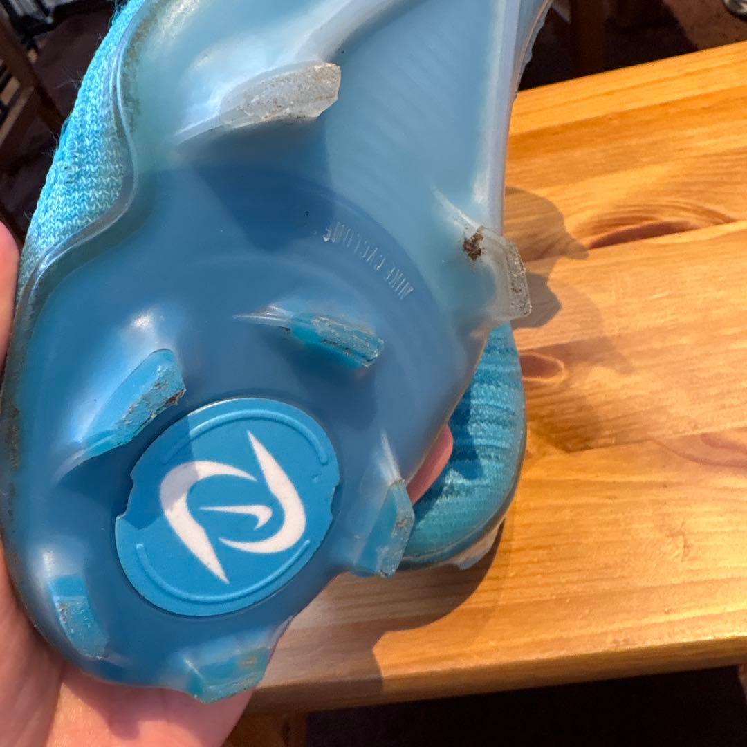 Nike Phantom サッカーシューズ 青