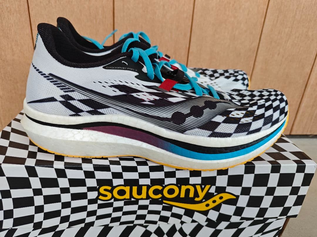 サッカニー　エンドルフィンプロ2 SAUCONY ENDORPHIN PRO 2