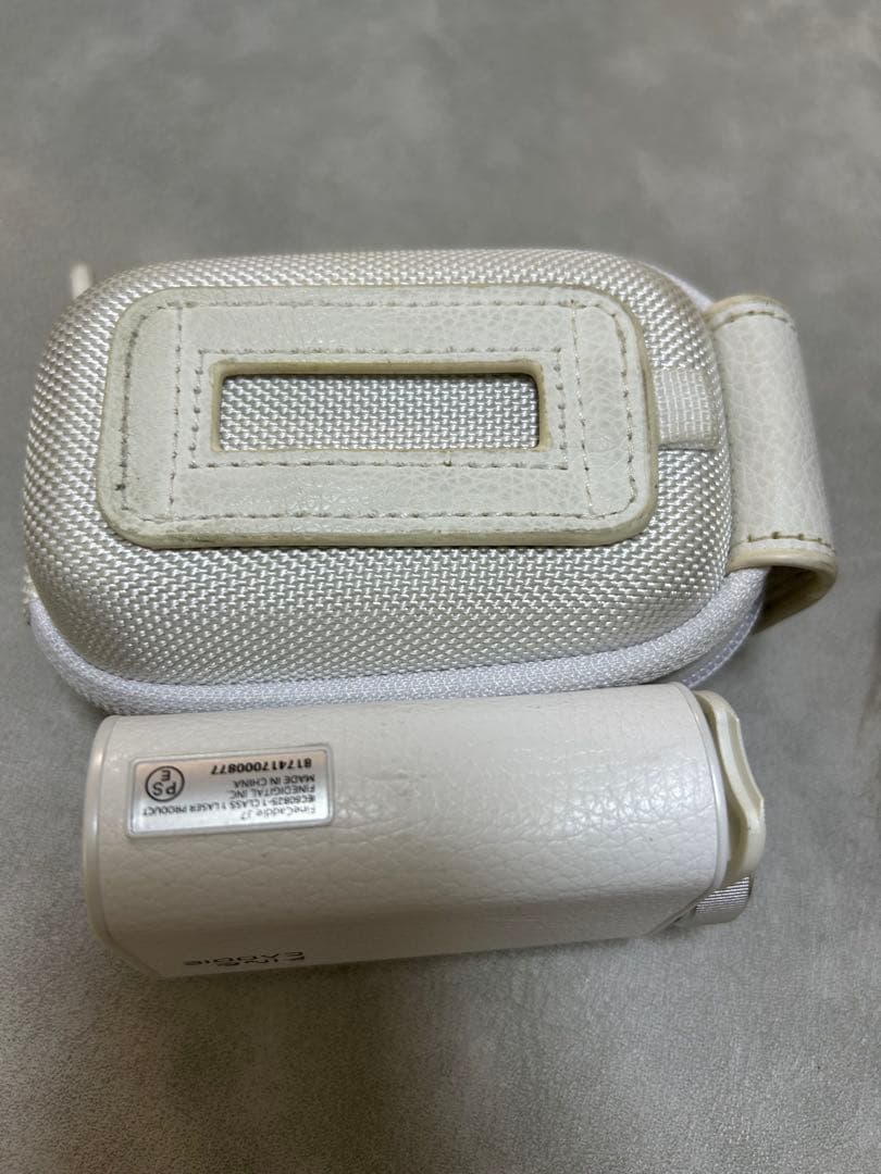 FINE CADDIE ゴルフ用距離計 ホワイト