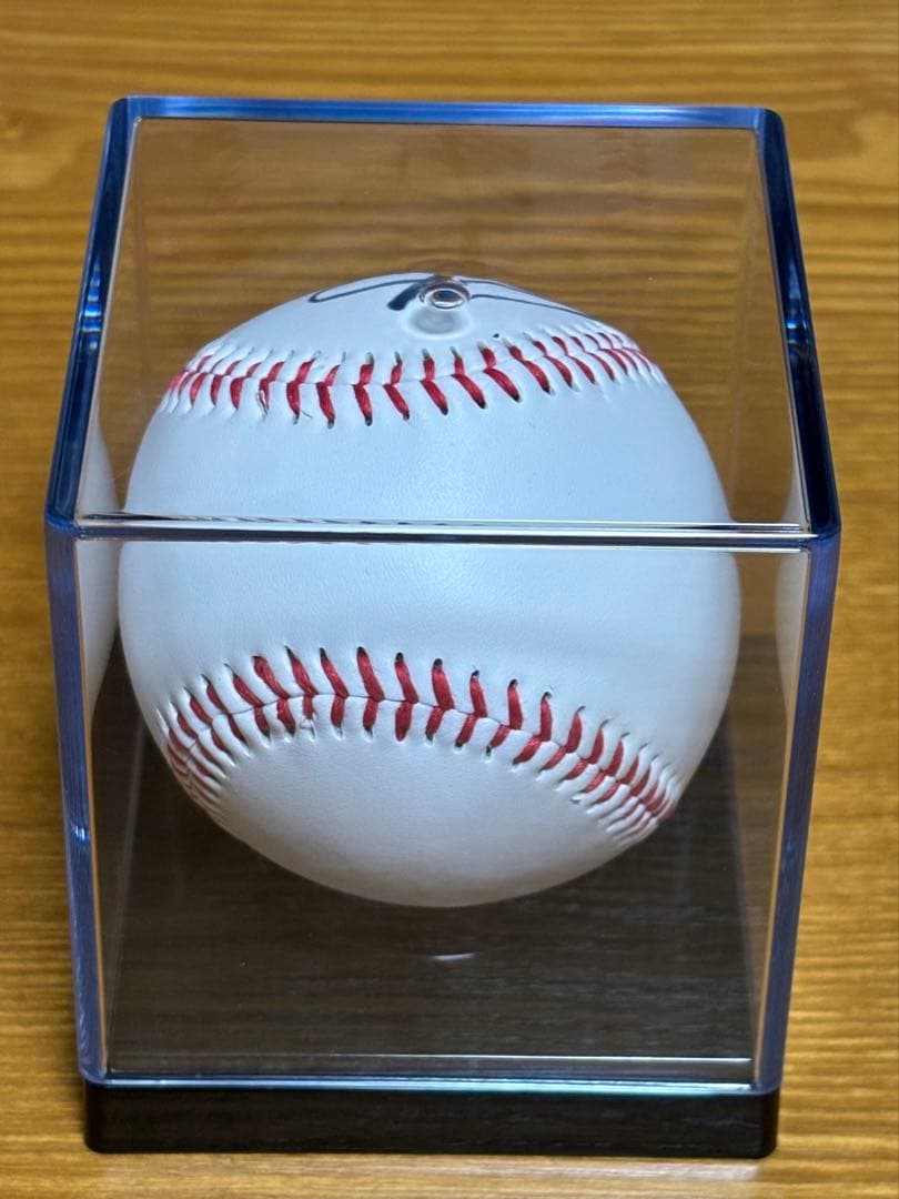 山本由伸投手　直筆サインボール　オリックス背番号18時代　新品ボールケース入