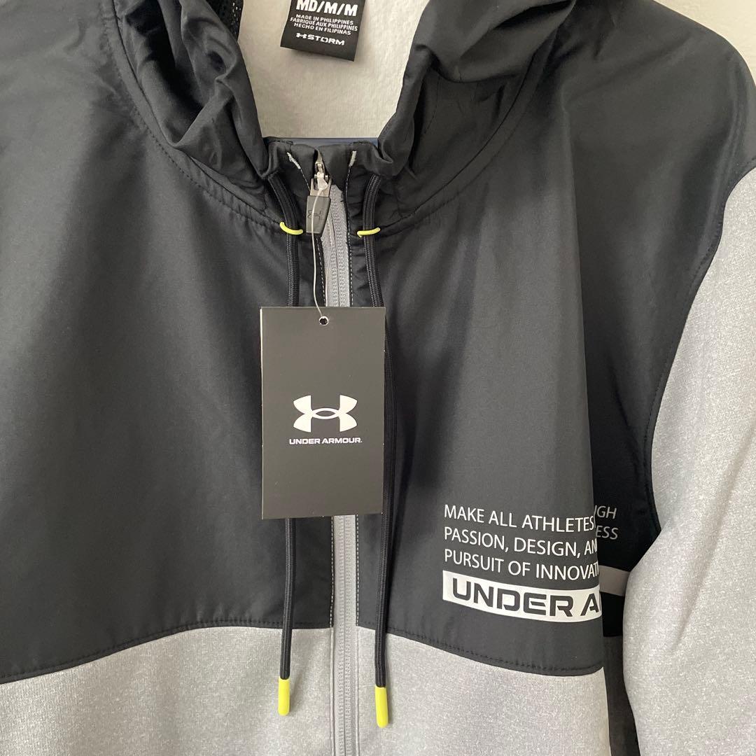 UNDER ARMOUR 新品未使用 M TRパーカー 裏起毛 グレー&ブラック
