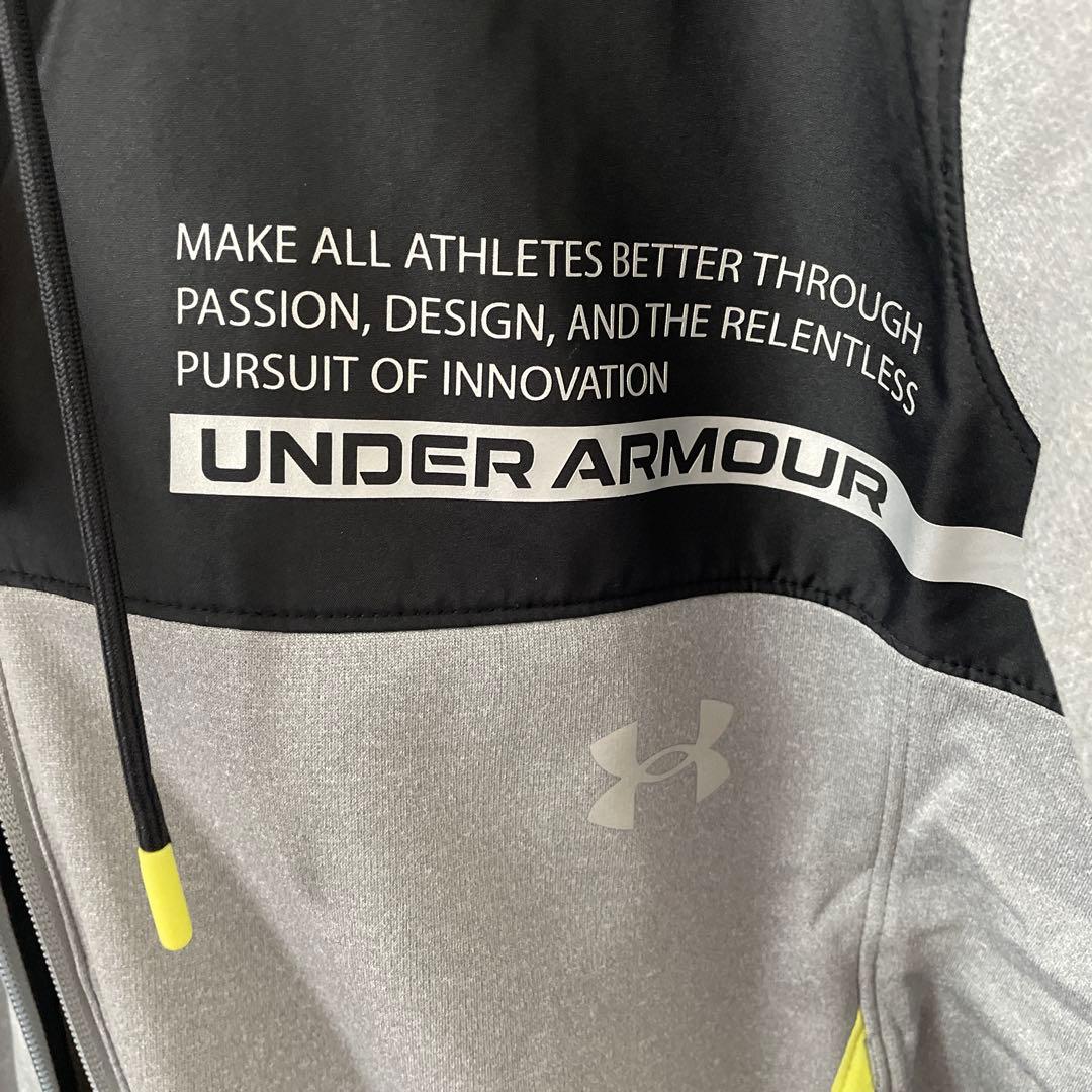 UNDER ARMOUR 新品未使用 M TRパーカー 裏起毛 グレー&ブラック
