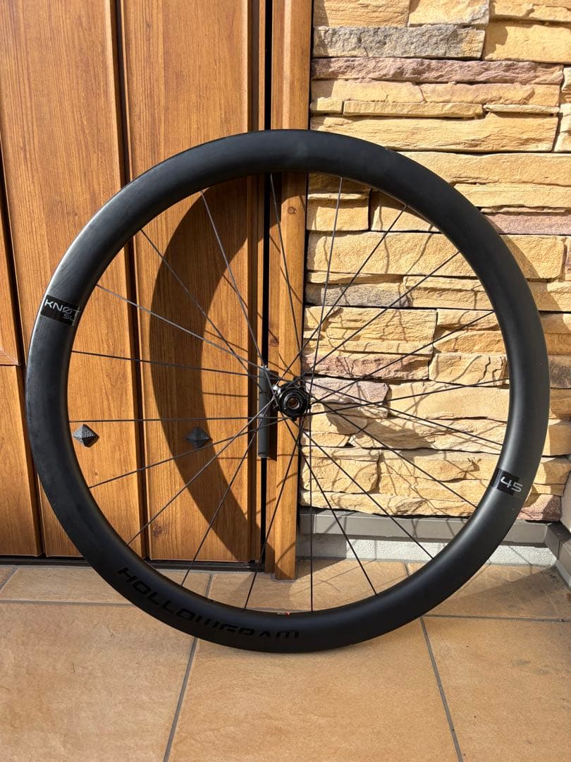 HollowGram 45 KNØT Wheels(カーボンホイール)