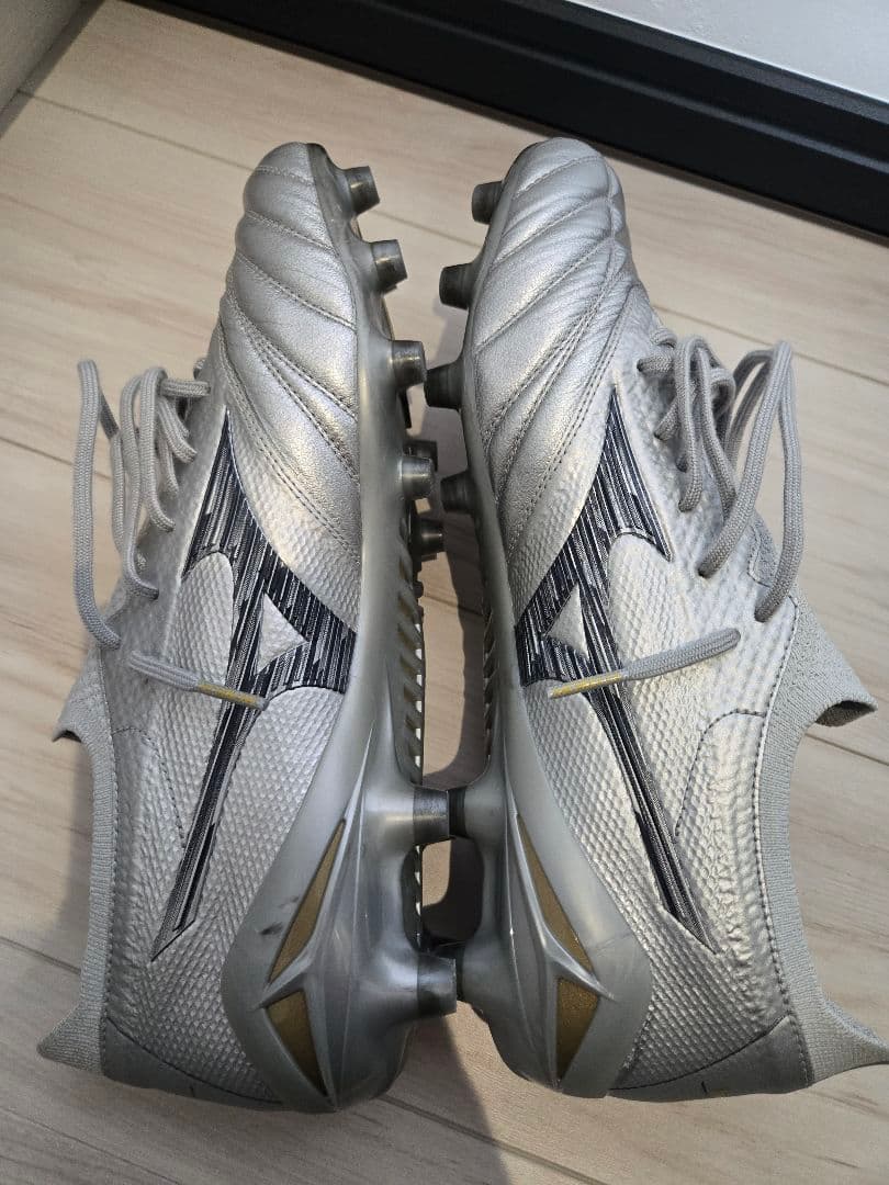 【ほぼ未使用】Mizuno モレリアネオIV β JAPAN 27cm