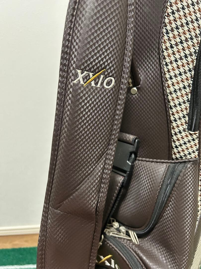 【XXIO】　ゴルフクラブセット　高見えキャディバッグ